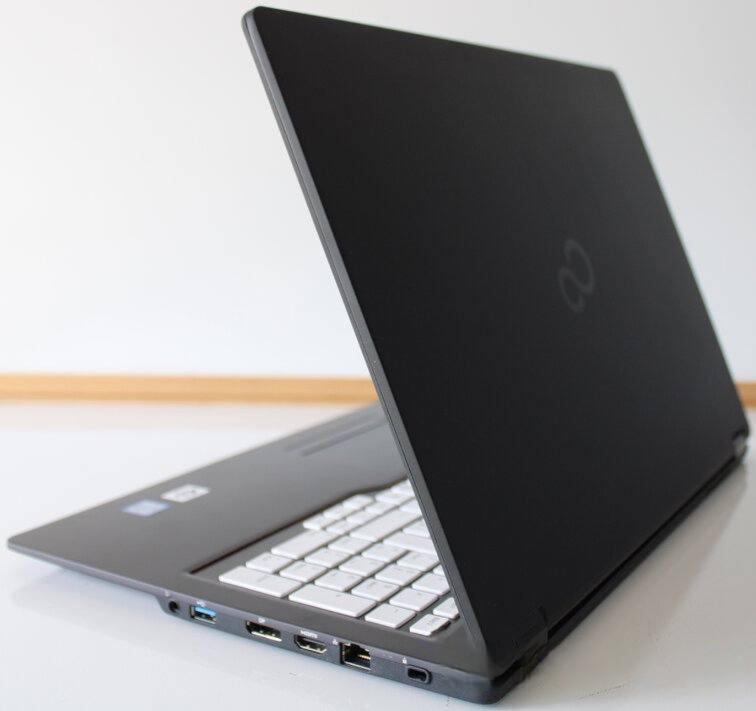 Лаптоп Fujitsu LifeBook U758 Клас A произведен в Япония