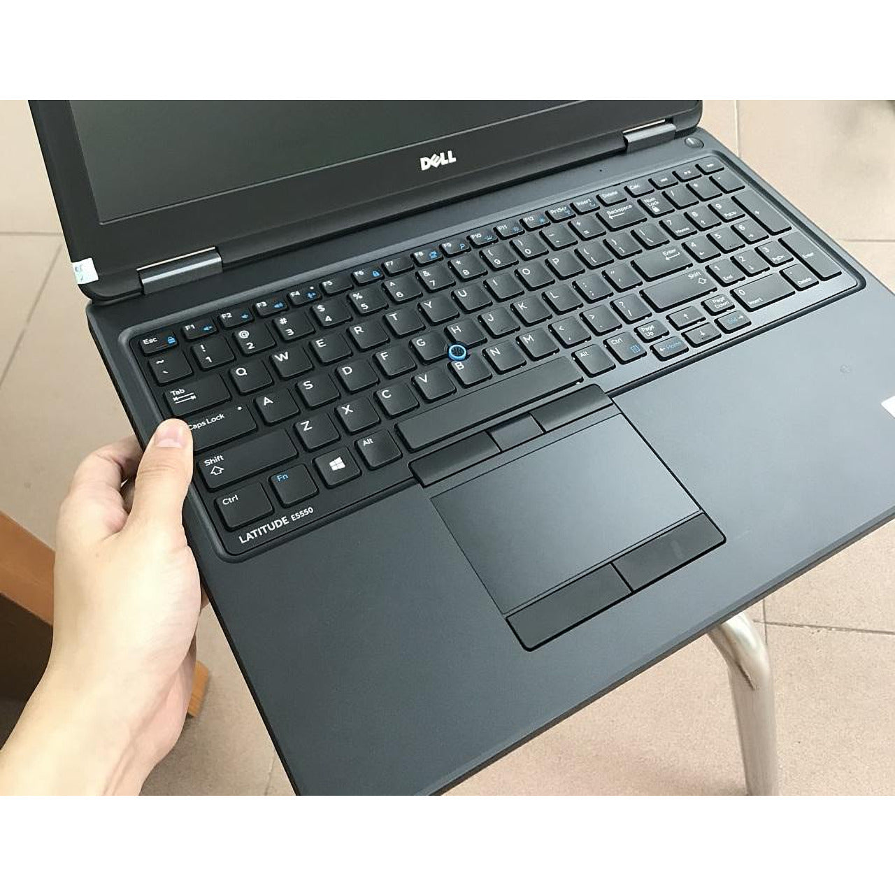 Лаптоп Dell Latitude 5550