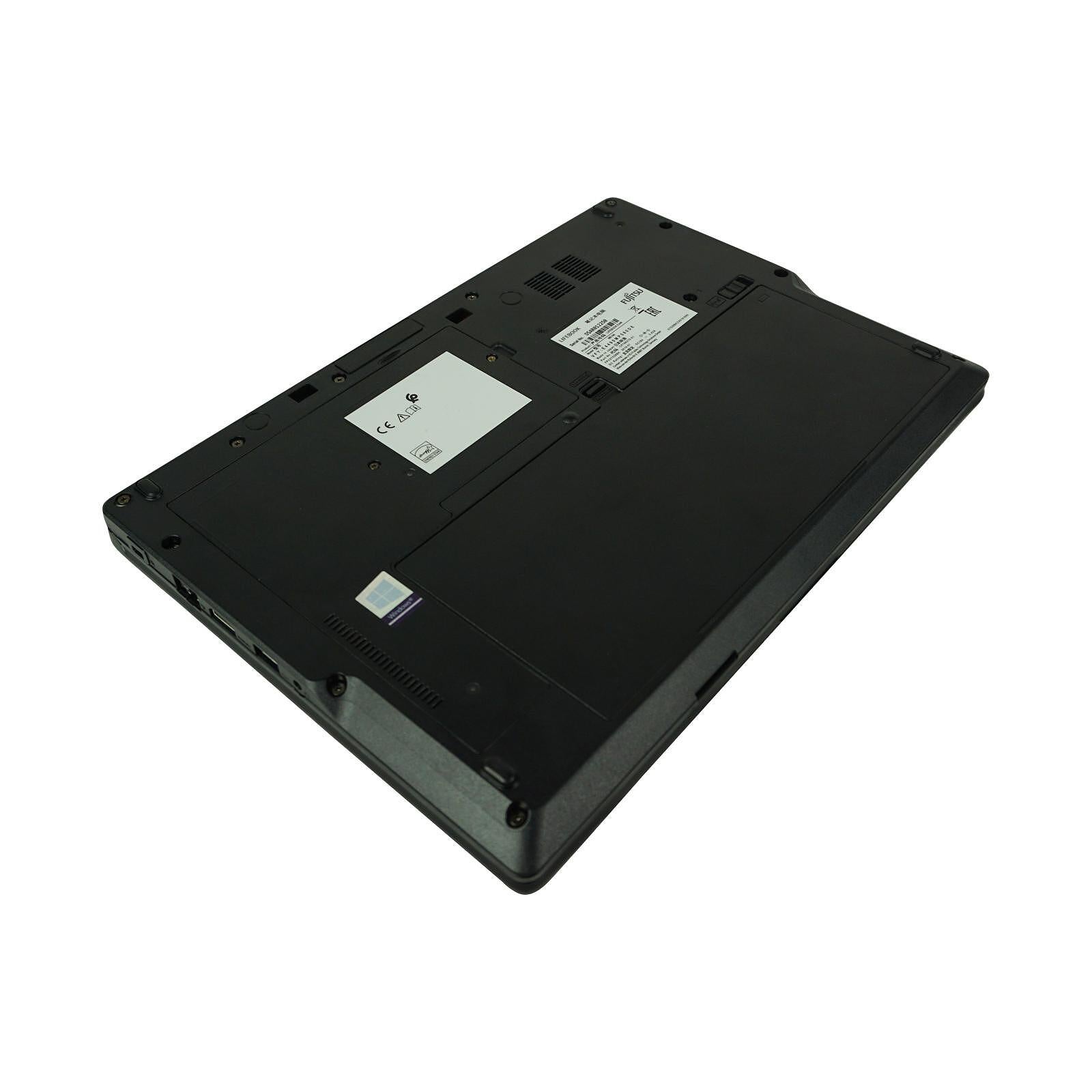 Лаптоп Fujitsu Lifebook E449